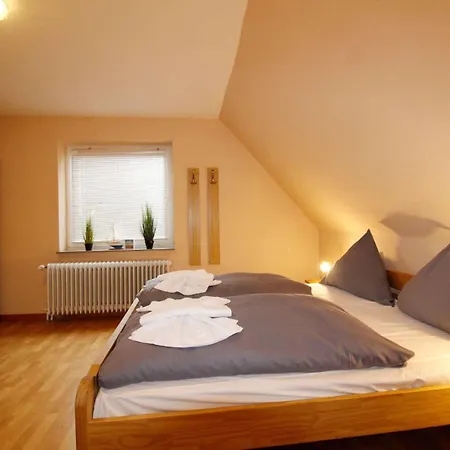Ferienwohnung-dueneneck-14-og-links Böhl