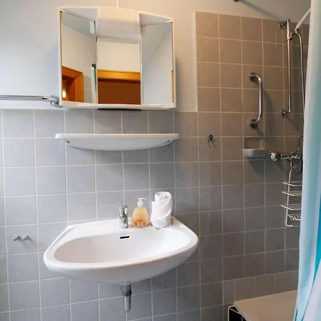 Ferienwohnung-dueneneck-14-og-links *